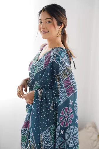 Chiffon digital print scallped border mirror work saree