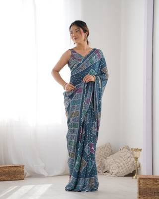 Chiffon digital print scallped border mirror work saree 4