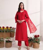  pink solid straight kurta trouser and dupatta set