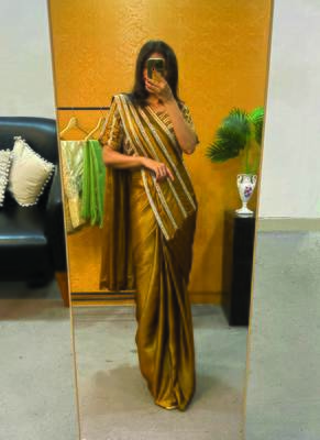 pre-stitched golden lurex shine ready-to-wear saree 2