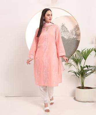  pink floral printed straight kurta trouser dupatta set 1