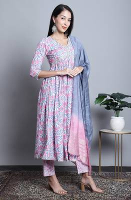 women's pure cotton jaipuri printed & embroidered kurta & pant with dupatta 3