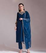  blue embroidered kurta with pant and dupatta comes with cotton lining