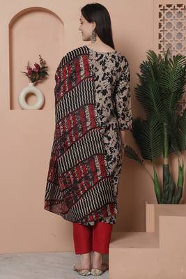 women's cotton blend abstract printed kurta & pant with dupatta 3