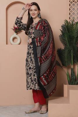 women's cotton blend abstract printed kurta & pant with dupatta 5