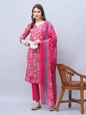 women's cotton blend floral printed kurta & pant with dupatta 4
