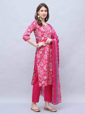 women's cotton blend floral printed kurta & pant with dupatta 5