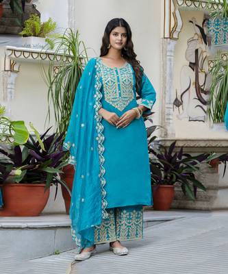 Women's silk blend embroidered kurta palazzo set with organza dupatta 1