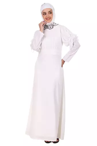 Embroidered Floral Neck White Abaya