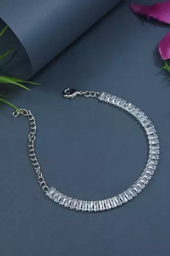 stylish silver plated cubic zirconia american diamond adjustable bracelet for women 