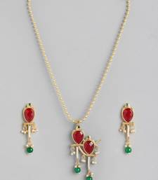 Golden ruby green pearls studded love bird pendant earrings and chain jewelry set for women girls