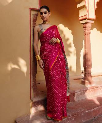 Magenta pink pure bandhani silk saree with blouse piece 1