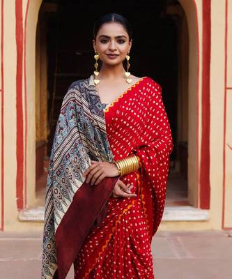 Red pure bandhani silk saree with blouse piece 1
