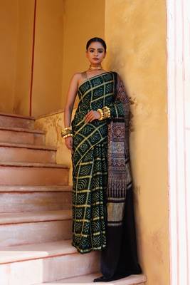 Green Pure Bandhani Silk Saree with Blouse Piece  1