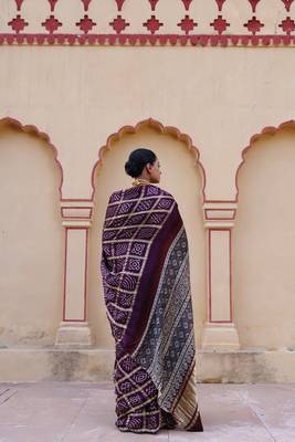 Wine pure bandhani silk saree with blouse piece 2