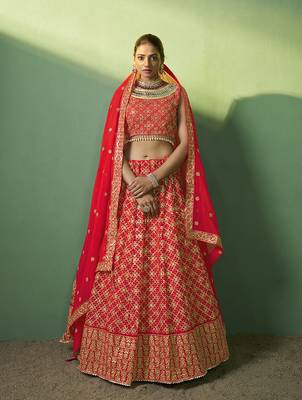 red Bridesmaid lehenga choli with dupatta set 5