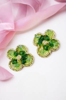Stylish regular wear green studded gold plated korean stud earring for women 1
