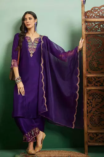 Chanderi Cotton Embroidered Kurta Pant Dupatta Set