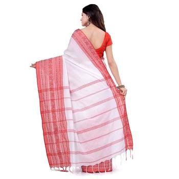 Handloom white cotton begampuri saree 3