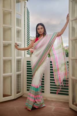 Handloom white cotton begampuri saree 1