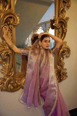 Light pink Tissue Shimmer With Zari Weaving Work Saree 2