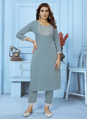 Aqua blue embroidered cotton kurta set 2