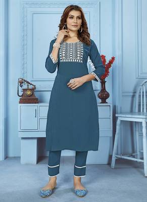 Teal blue embroidered cotton kurta set 1