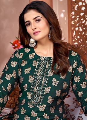 Green embroidered silk kurti set 3