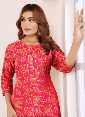 Red printed viscose kurti 4