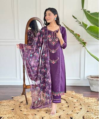Women's Purple Embroidered Chanderi Fabric Straight Kurta, Pant and Dupatta Set 6