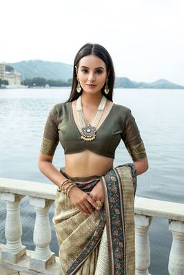 woven soft silk blend saree in pista with print work 4