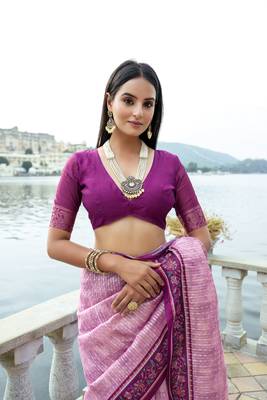 pink woven soft silk blend saree in with print work 4