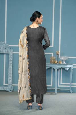 Grey viscosee organza fabric printed with embroidery and hand work festive salwar kameez 2