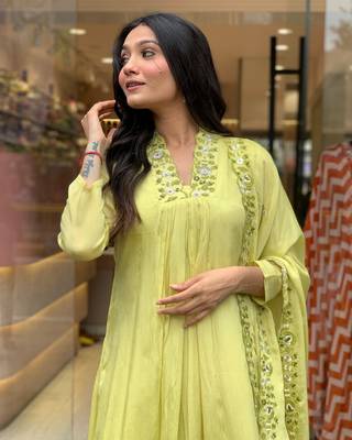 Green beautiful embroidery work viscosee chinon fabric suit 4