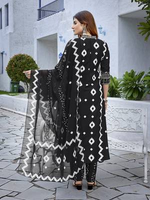 Black sophisticated viscosee fabric embroidered work,printed girlie suits 2
