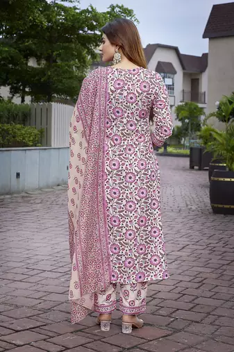 Pink sophisticated viscosee fabric printed girlie suits
