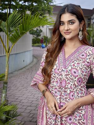 Pink sophisticated viscosee fabric printed girlie suits 3