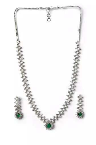 Handmade green ad pendant style necklace set