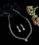 Handmade pink ad pendant style necklace set