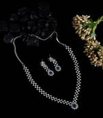 Handmade pink ad pendant style necklace set