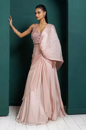 Blush elegance drape set