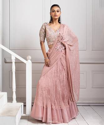 Rose Elegance Ensemble 1