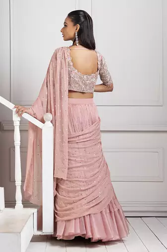 Rose Elegance Ensemble