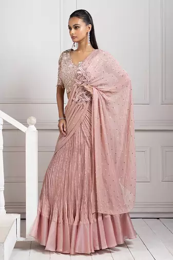 Rose Elegance Ensemble