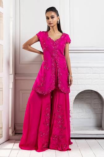 Fuchsia bloom ensemble