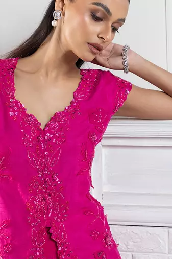 Fuchsia bloom ensemble