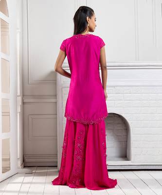 Fuchsia bloom ensemble 3