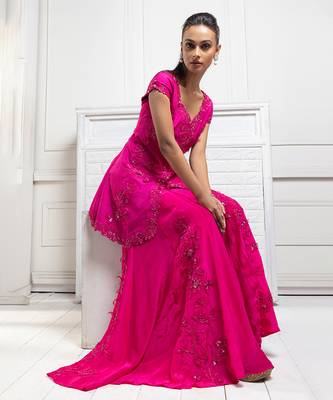 Fuchsia bloom ensemble 4
