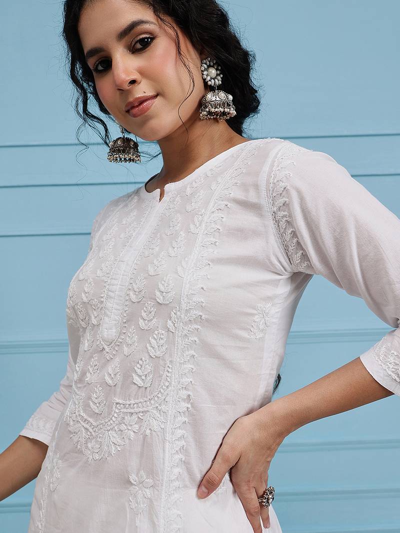 Hand embroidered white cotton lucknowi chikankari straight kurta