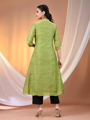 Light green cotton solid handloom a-line kurta 3